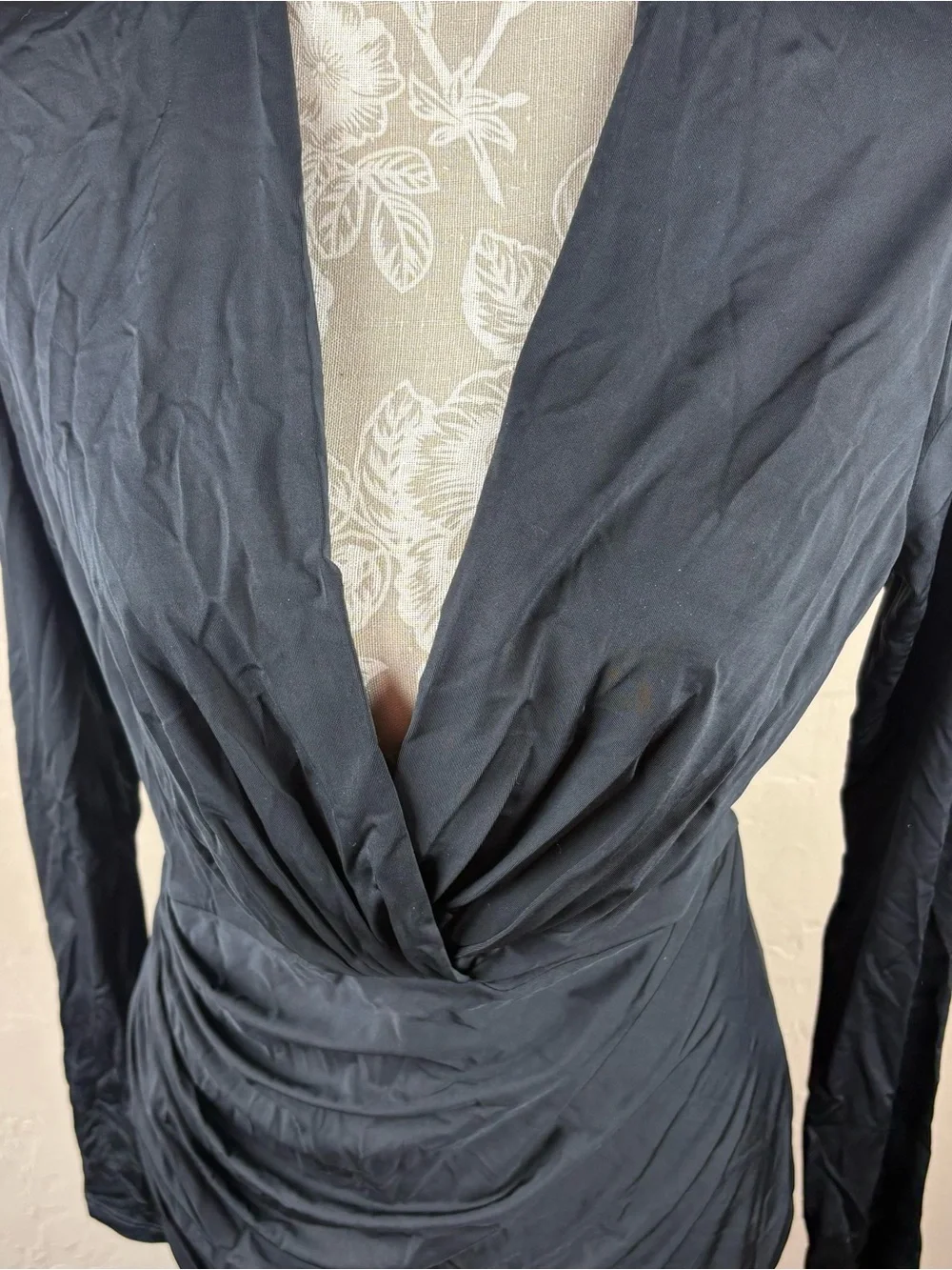 NWT Emprada Black Maxi Long Dress Ruched Twisted Deep V-neck Elegant Women Large - Picture 3 of 10
